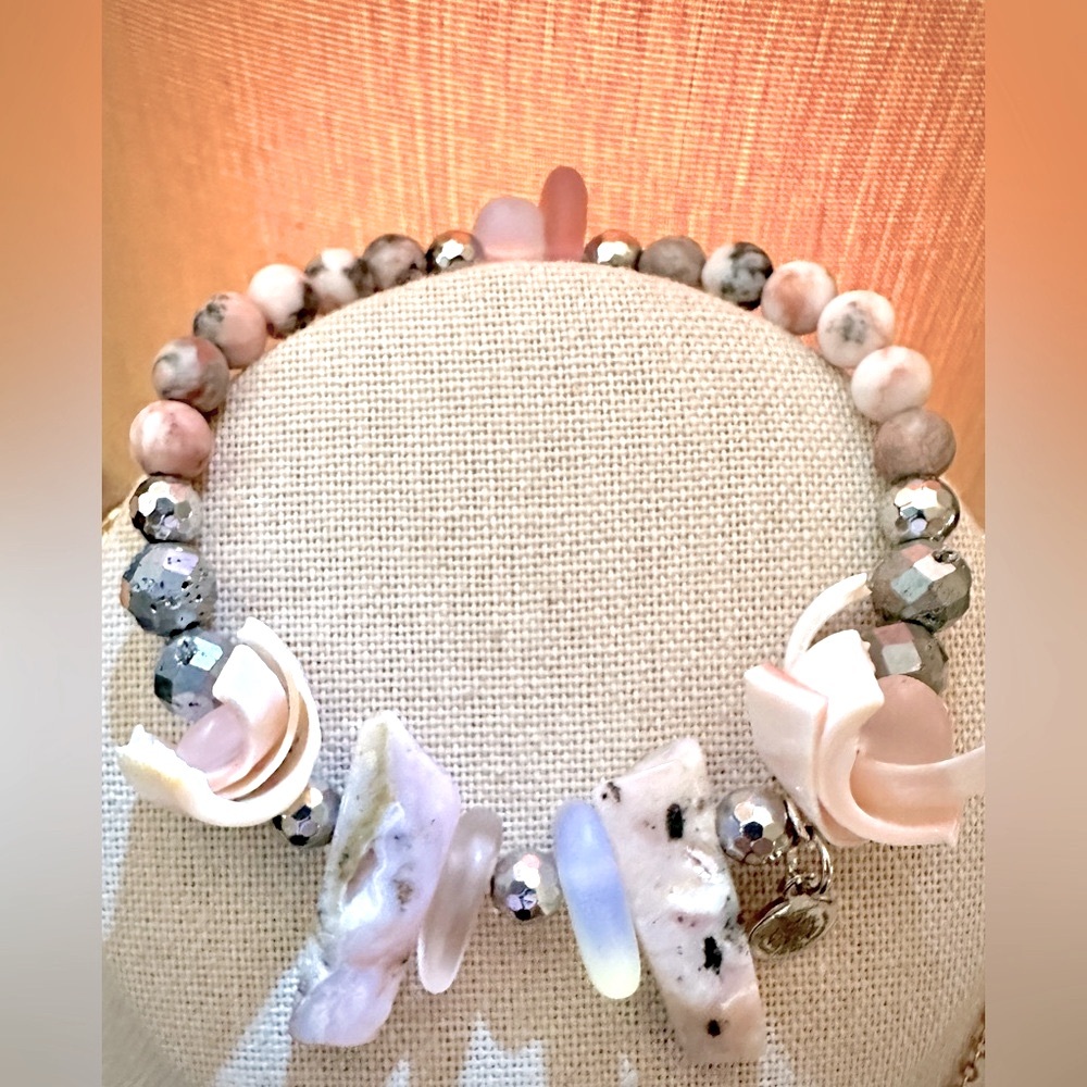 🌹HEART CHAKRA❤️‍🔥 Handcrafted Rose Quartz Bracelet w/Sea Shell and Pink Jasper❣️